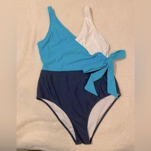 CUPSHE Bathing Suit